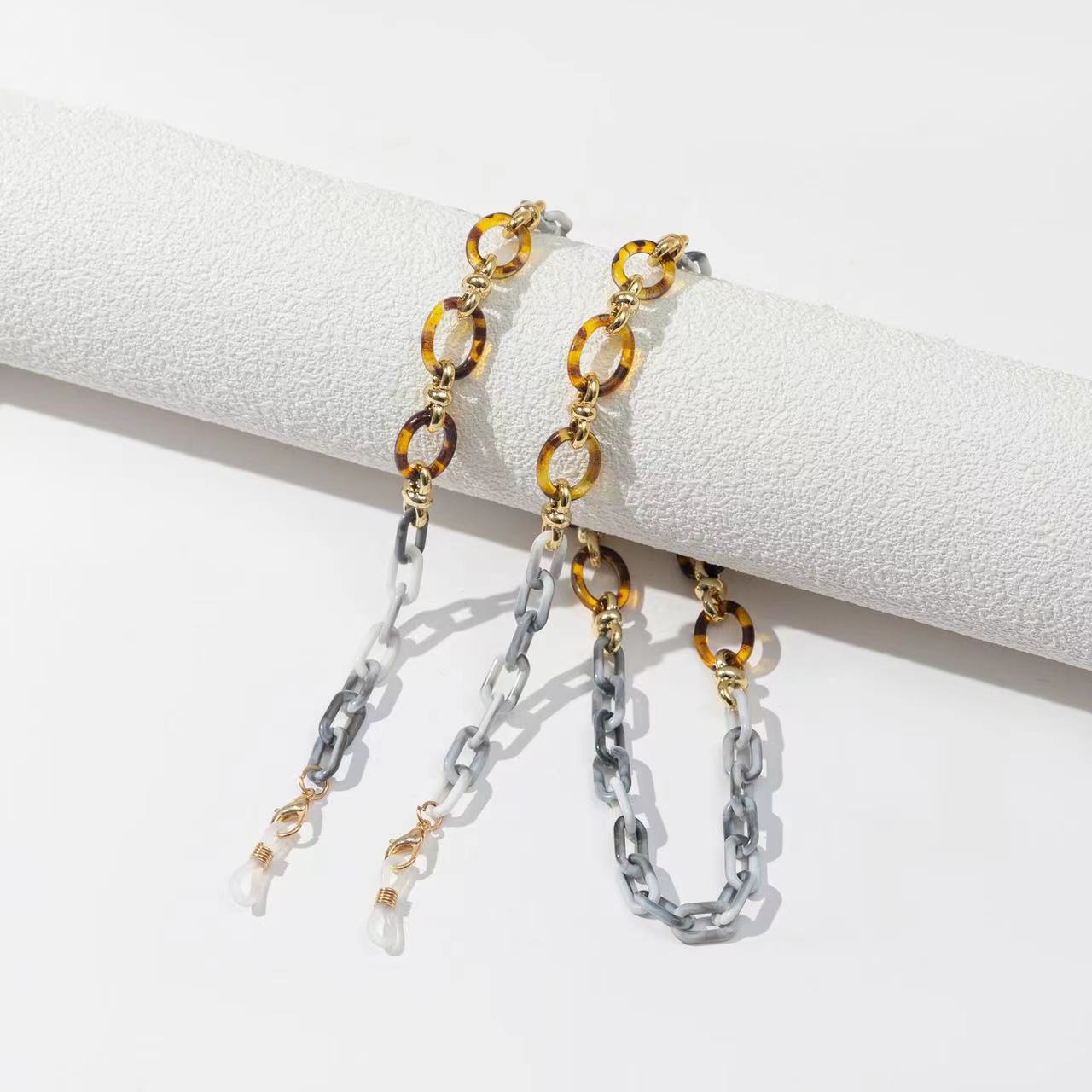 Stylischer Brillenkettenhalter Brehn