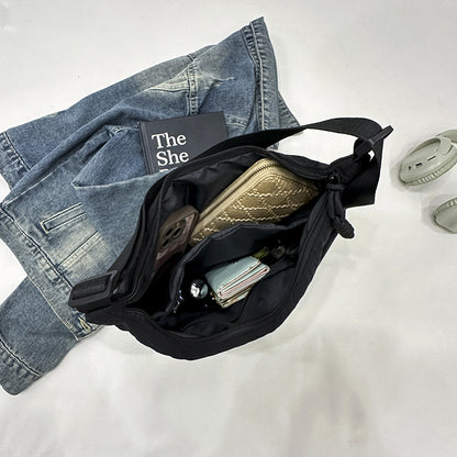 Bequeme Schultertasche mit Praktischen Fächern Brehn