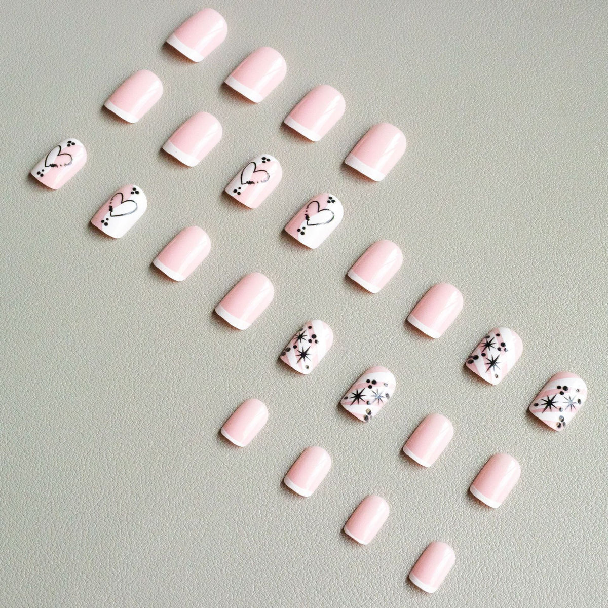 Stylisches Herz-Themen-Nageldesign