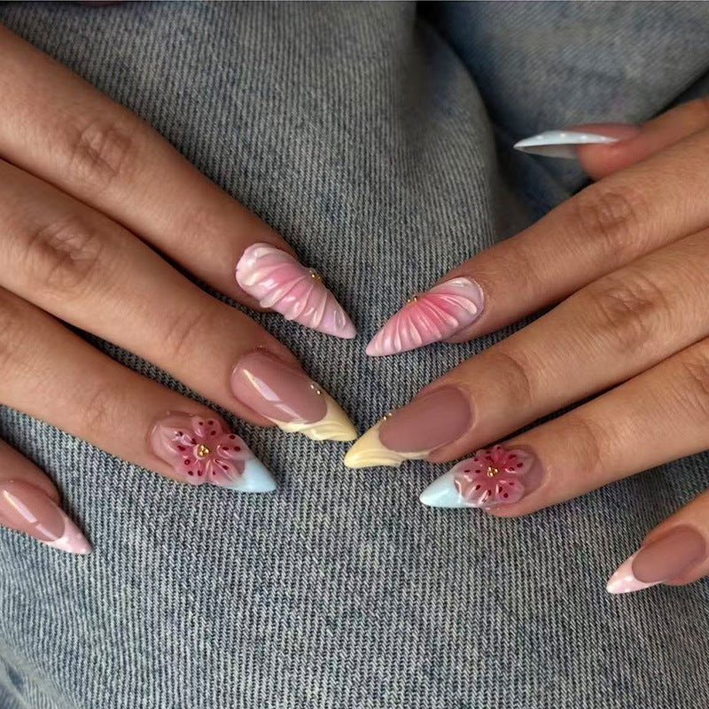 Künstlerische florale skulptierte Nagelverlängerungen Brehn