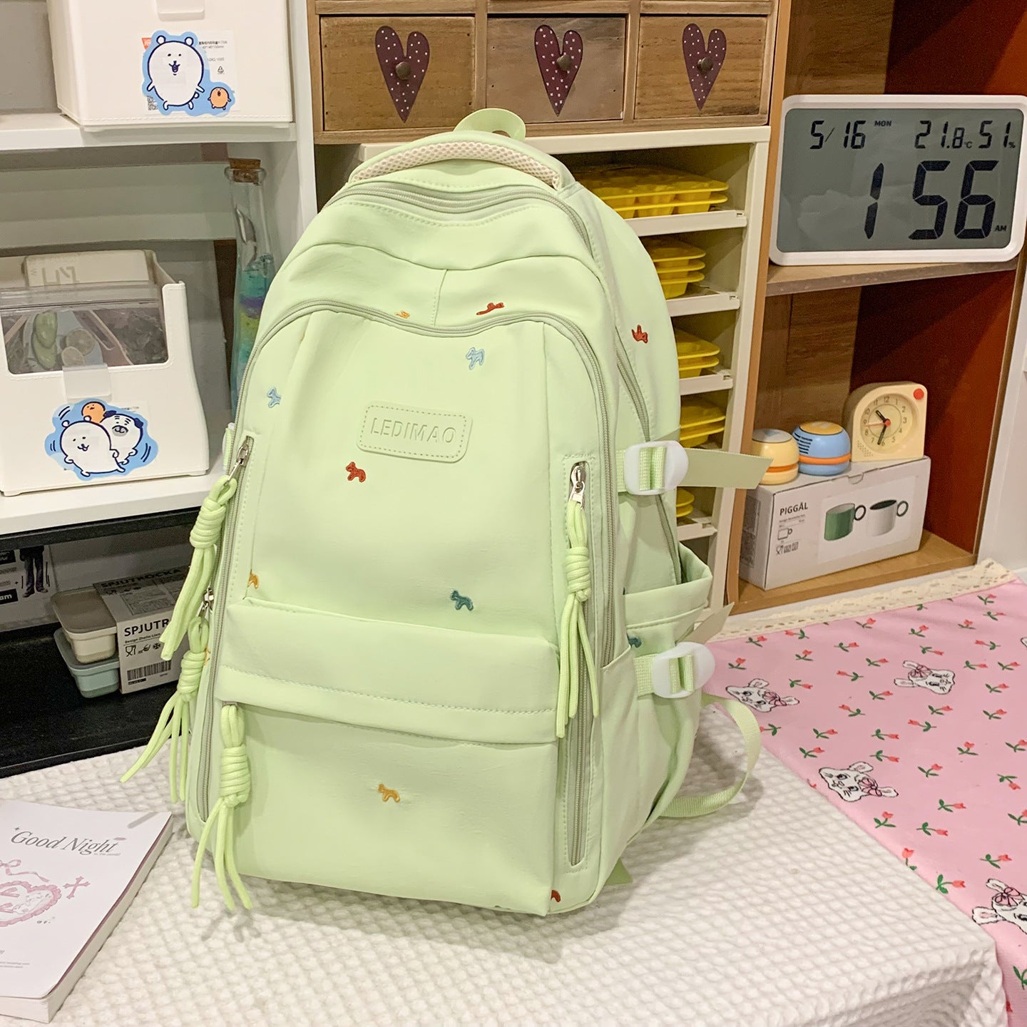 Süßer und funktionaler Multi-Taschen-Schulrucksack