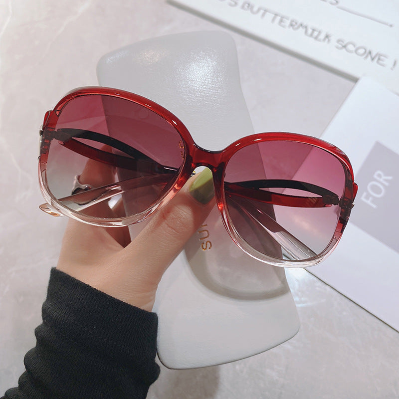 Damen oversized Sonnenbrille mit glamourösem Design Brehn