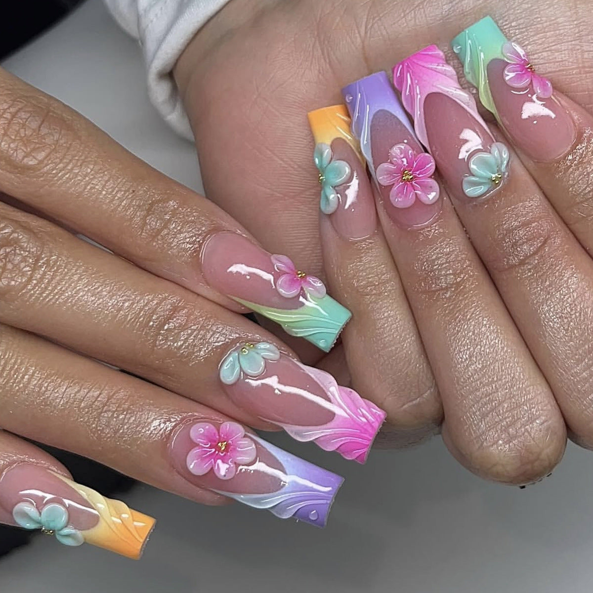 Blumeninspiriertes Acryl-Nagelkunst-Verlängerungen Brehn