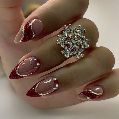 Kunstvolle Nageldesigns mit funkelnden Akzenten und Ombré-Effekten Brehn