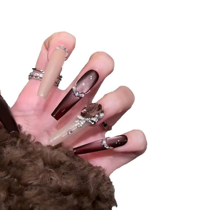 Premium Stiletto Nagel Kunst Erweiterungen mit Kristall Akzenten