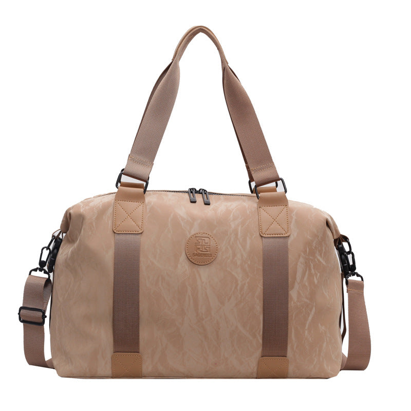 Sportliche Reisetasche Im Modernen Design Brehn