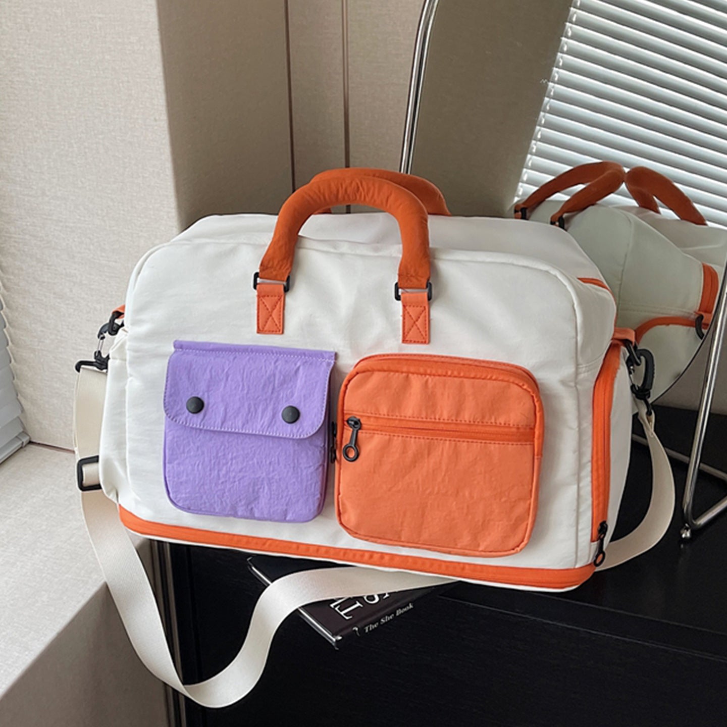 Sportliche Reisetasche mit Multifunktionalen Außentaschen Brehn