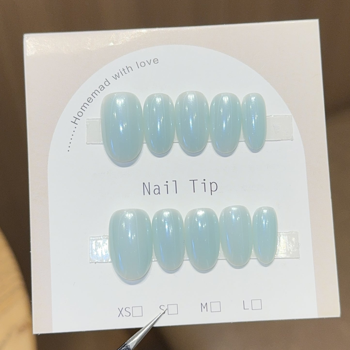 Kunstnagelspitzen mit Schimmerndem Effekt Brehn