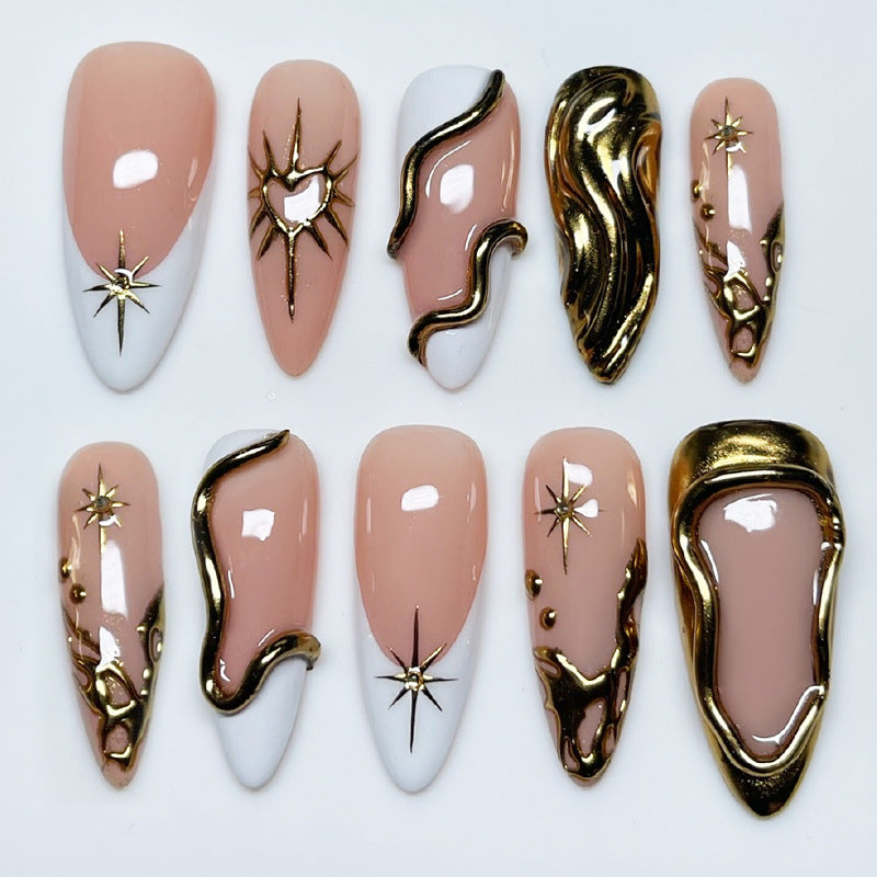 Premium dekoratives Press-On-Nagelset mit goldenen Akzenten Brehn