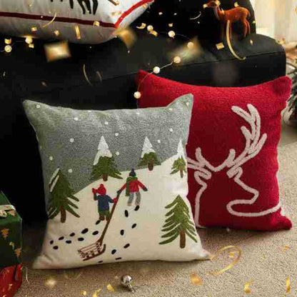 Dekorativer Kissenbezug mit festlichem Weihnachtsstern-Print und Pompon-Borte Brehn