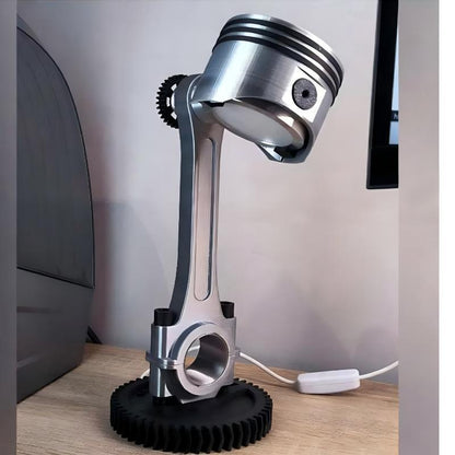 Stilvolle Tischlampe im Automobil-Design Brehn