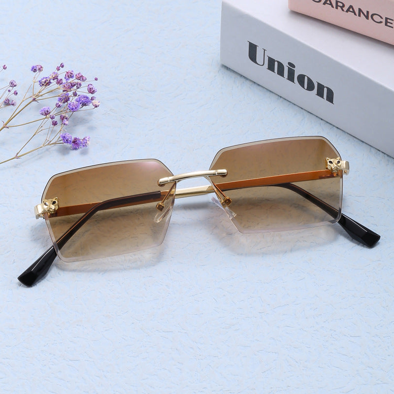 Damen modische quadratische Sonnenbrille mit elegantem Metallrahmen Brehn