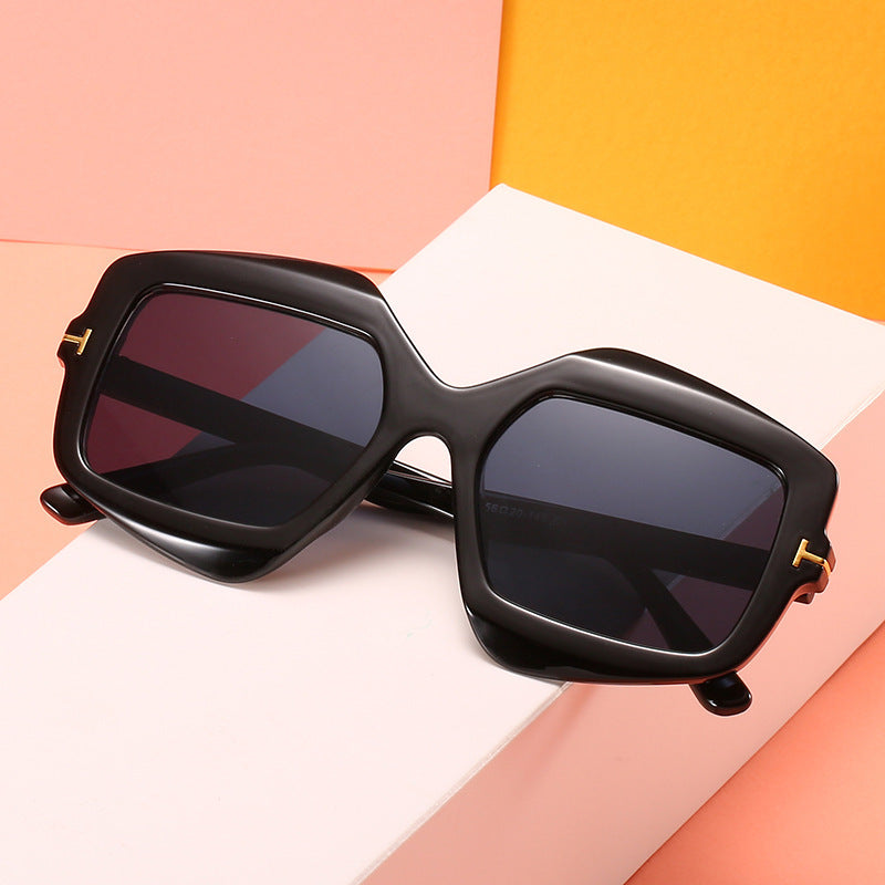 Bold gemusterte hexagonale Sonnenbrille Brehn