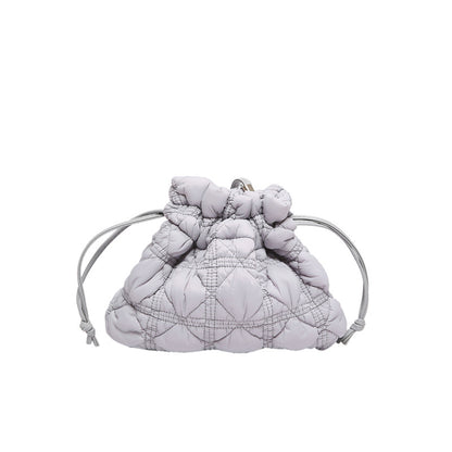Gepolsterte Kordelzug-Handtasche