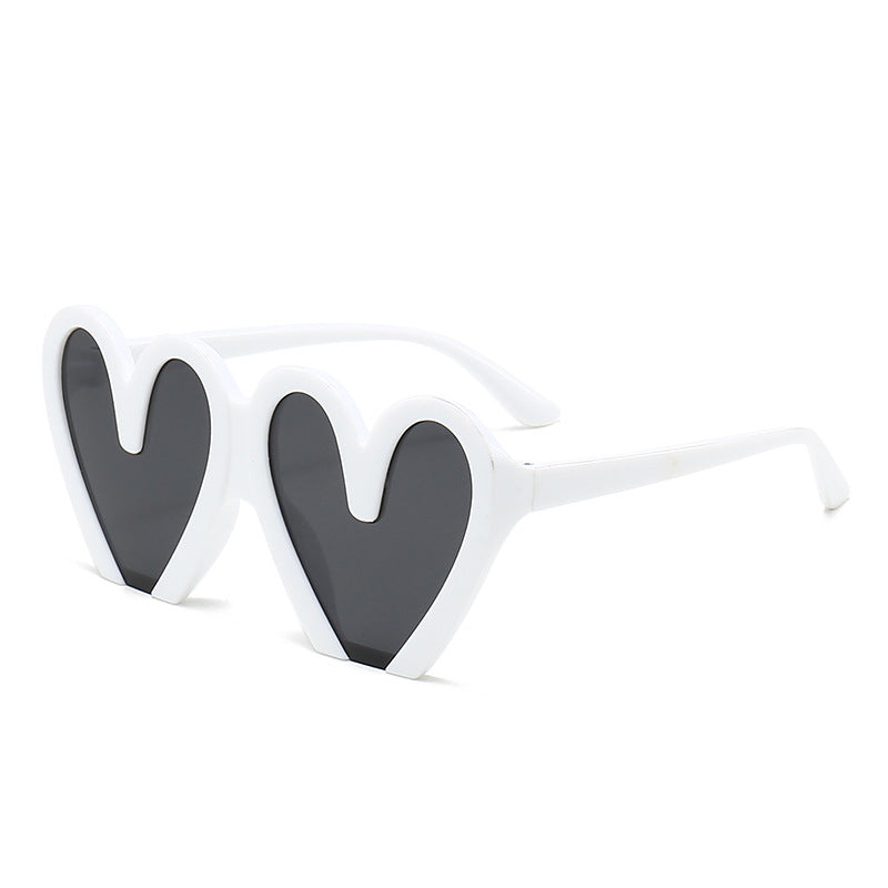 Damen modische Sonnenbrille im einzigartigen Herzdesign Brehn