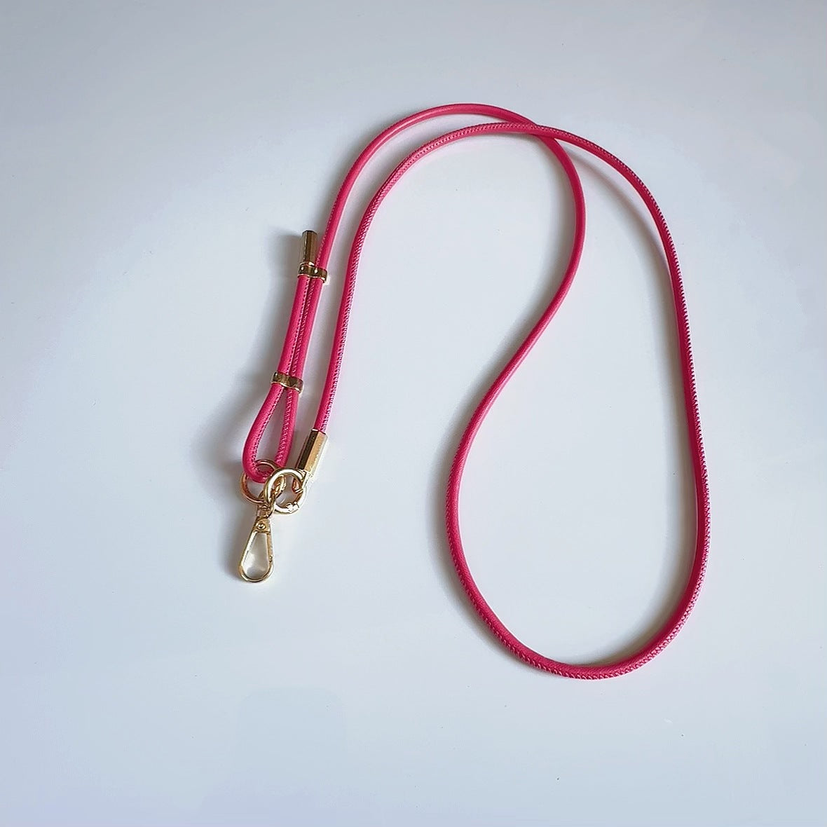 Verstellbares Multi-Use Lanyard mit dualen Clips Brehn