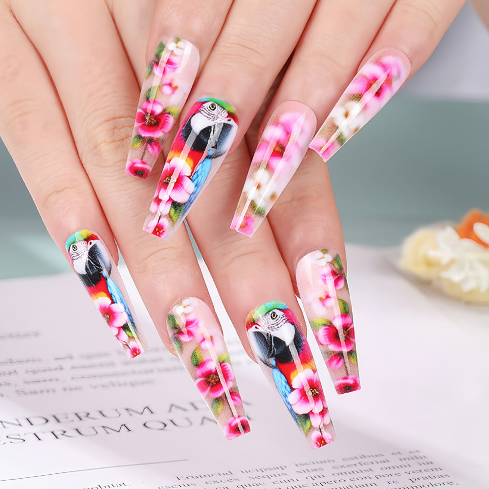 Exquisite Kunstnägel mit buntem Blumen- und Papageienmotiv Brehn