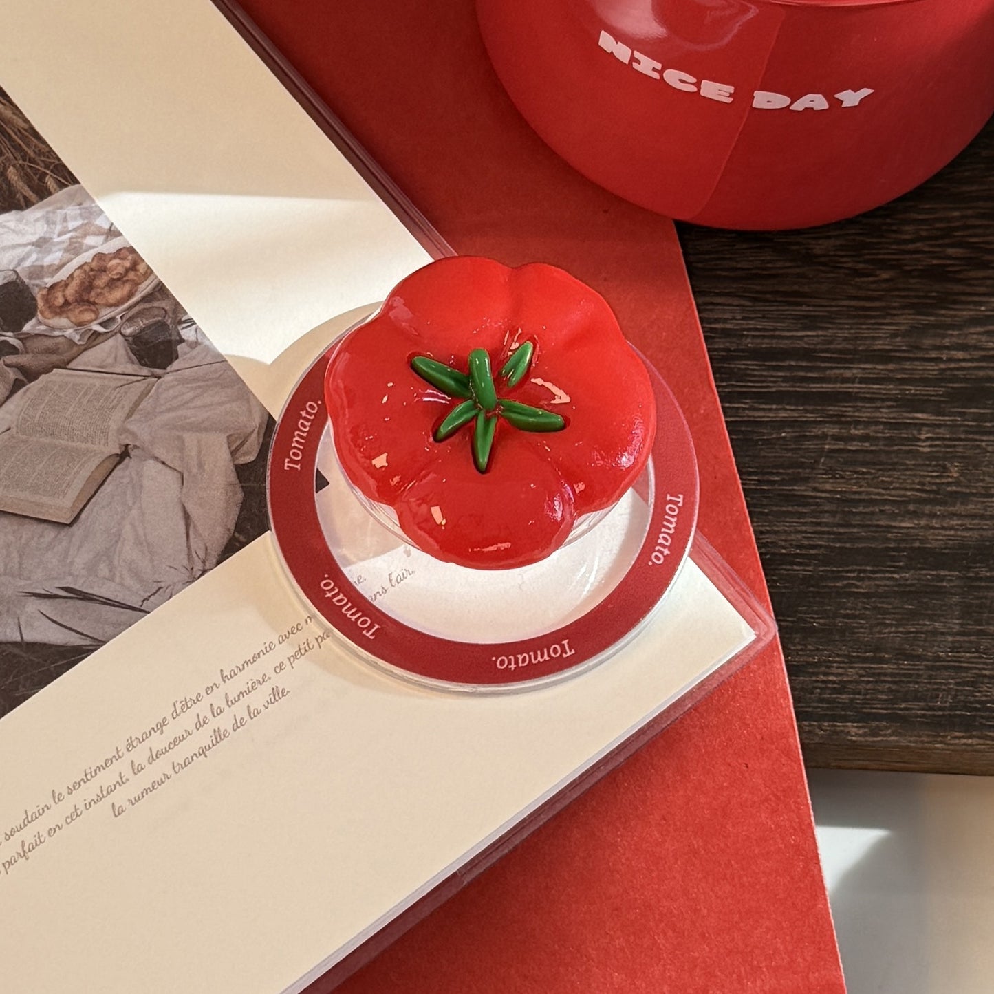 Dekorativer Kühlschrankmagnet im Tomaten-Design Brehn
