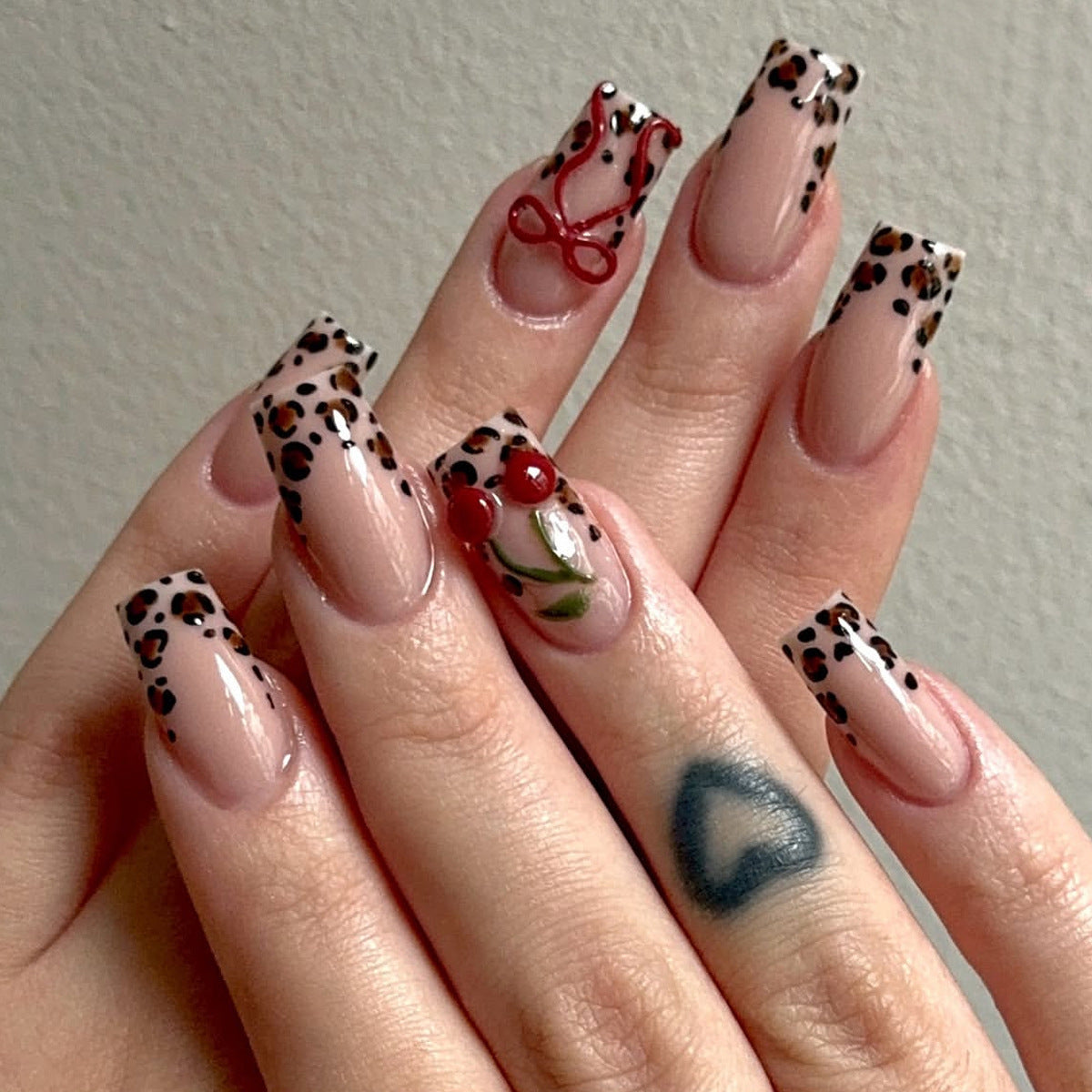 Dekorative Leopardenmuster Nagelkunst Extensions Brehn