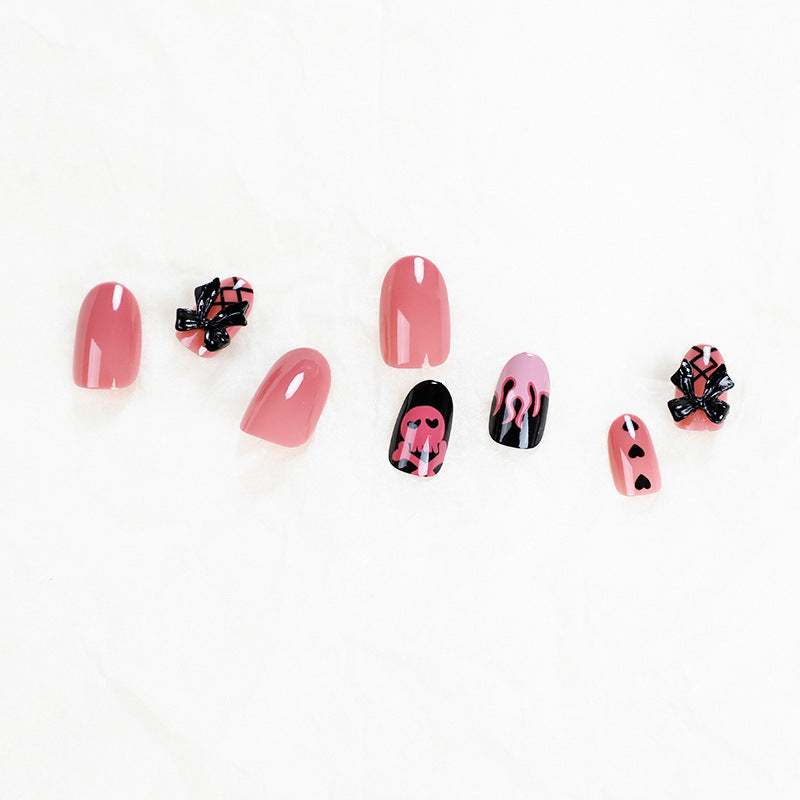 Kunstvolle Nagelkunst mit trendigen Designs Brehn