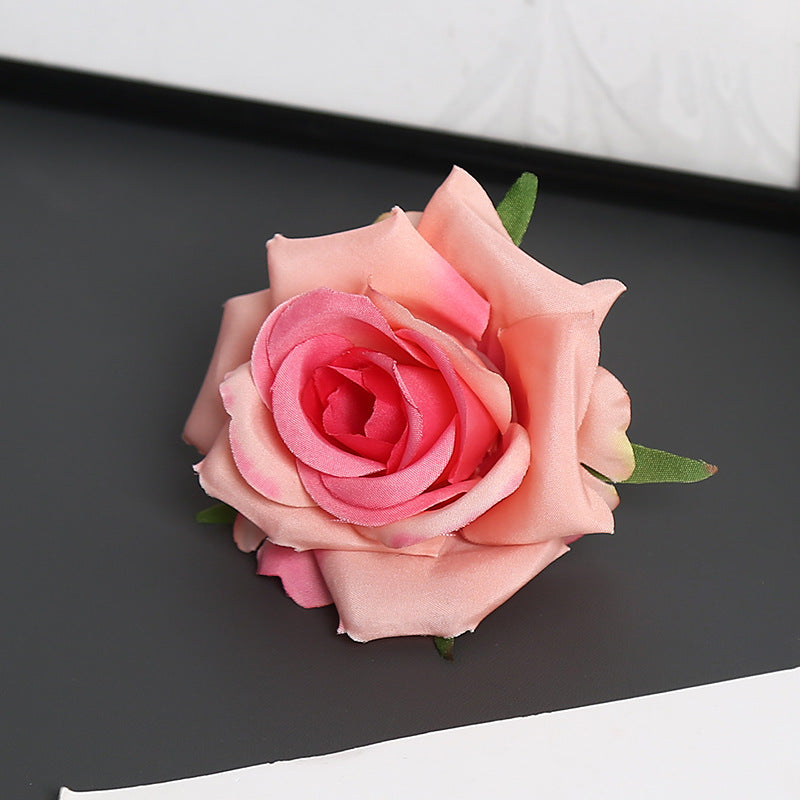 Dekorative Blumen für Tischdekoration Zuhause