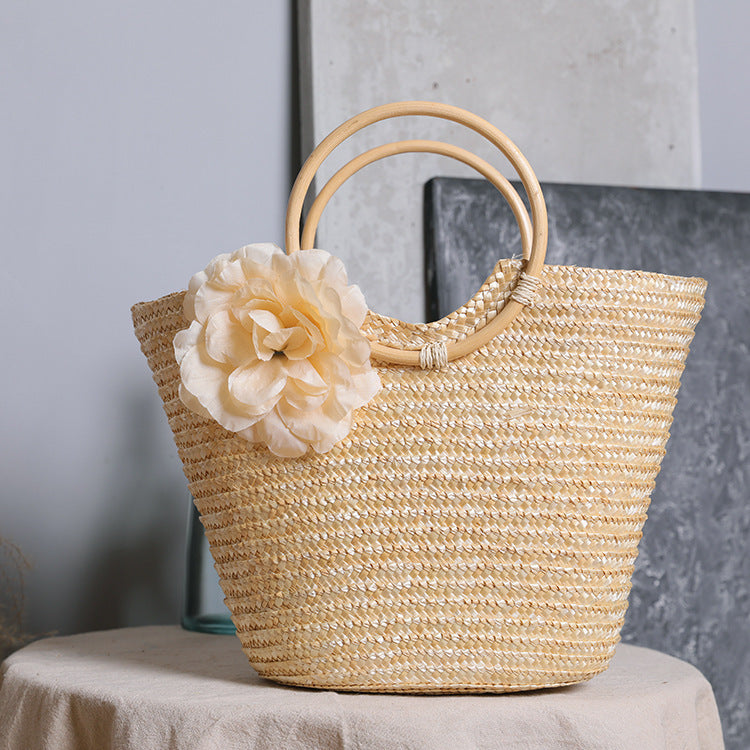 Handtasche mit Floralen Akzenten Brehn