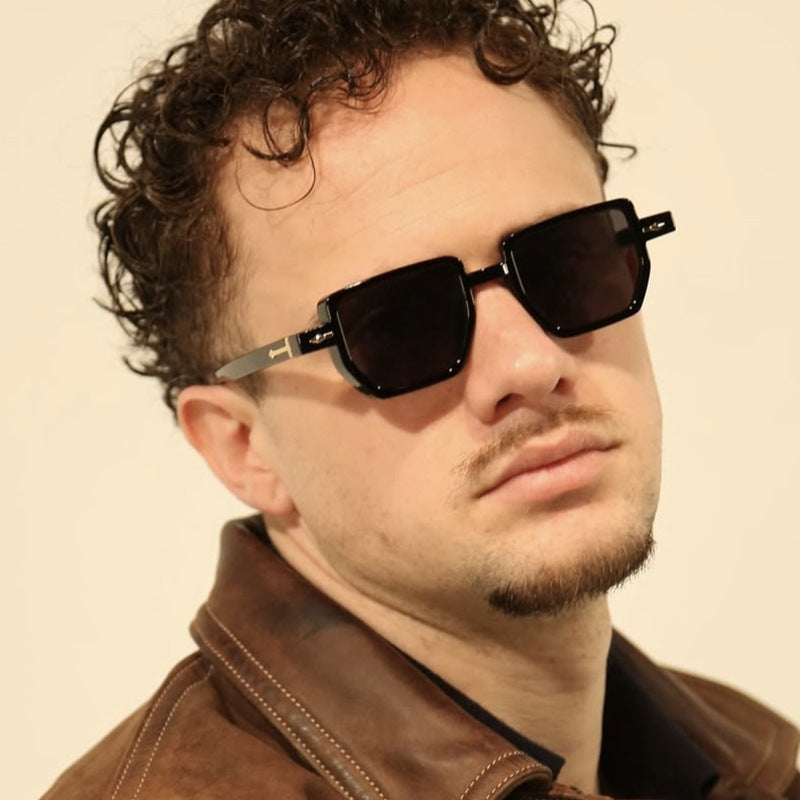Damen quadratische Sonnenbrille mit elegantem Design und polarisierenden Gläsern Brehn