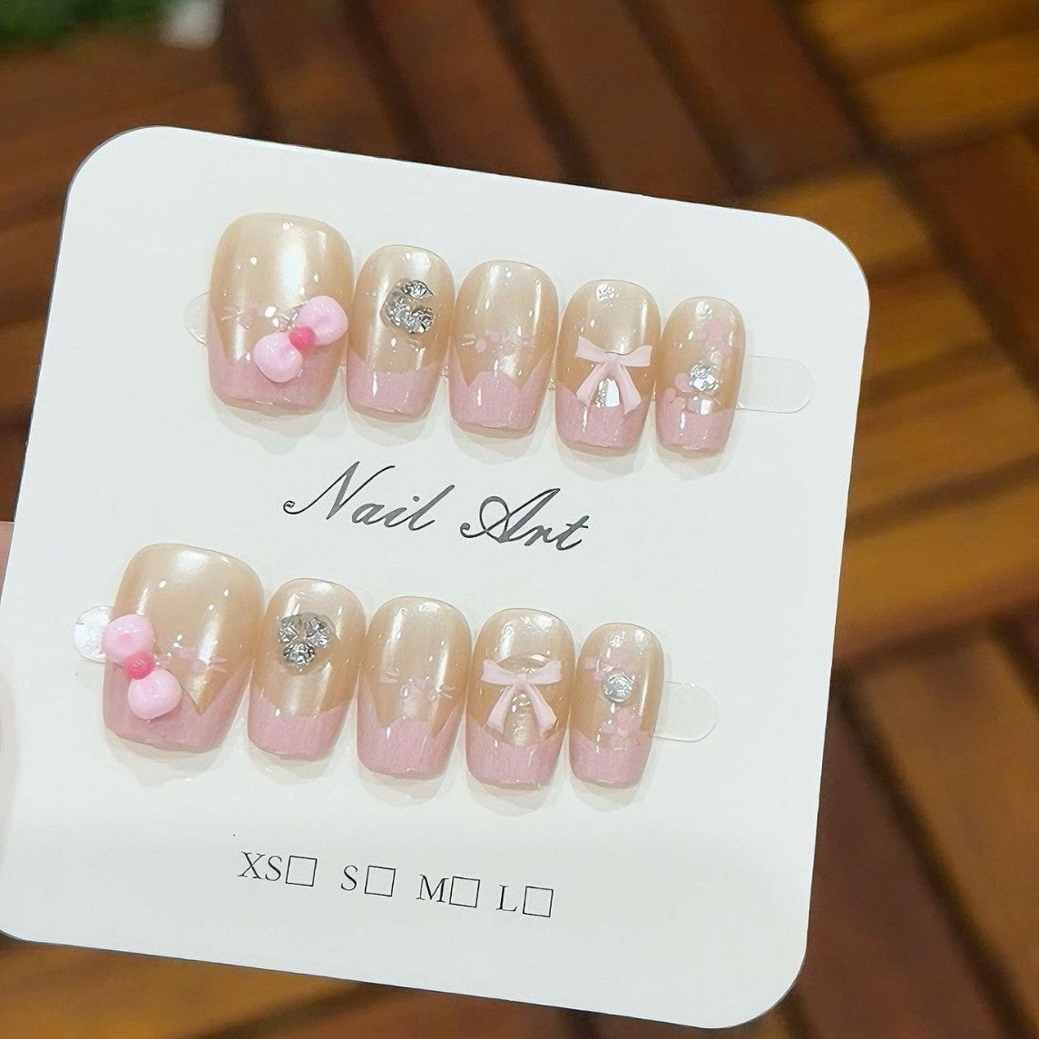 Nail Art Press-On Set Brehn