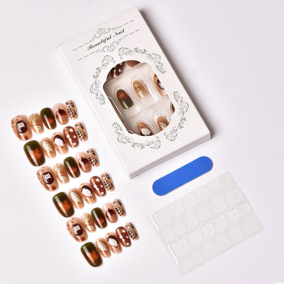 Saisonale Igel-inspirierte Press-On Nagelkunst Set
