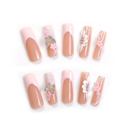 Kunstnagelset mit floralen und extravaganten 3D-Verzierungen Brehn