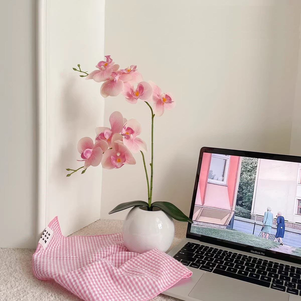 Dekorative Orchideenarrangement