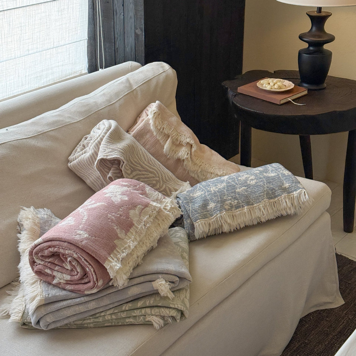 Wendbare leichte Jacquard Baumwoll-Leinen Decke mit Fransen