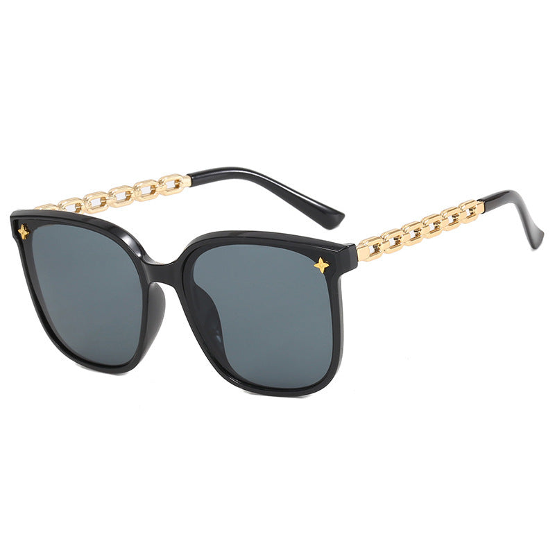 Damen modische Sonnenbrille mit stilvollen Kettenakzenten Brehn