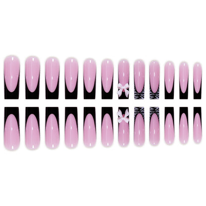 Elegante dekorative Press-On-Nagelkunstverlängerungen Brehn
