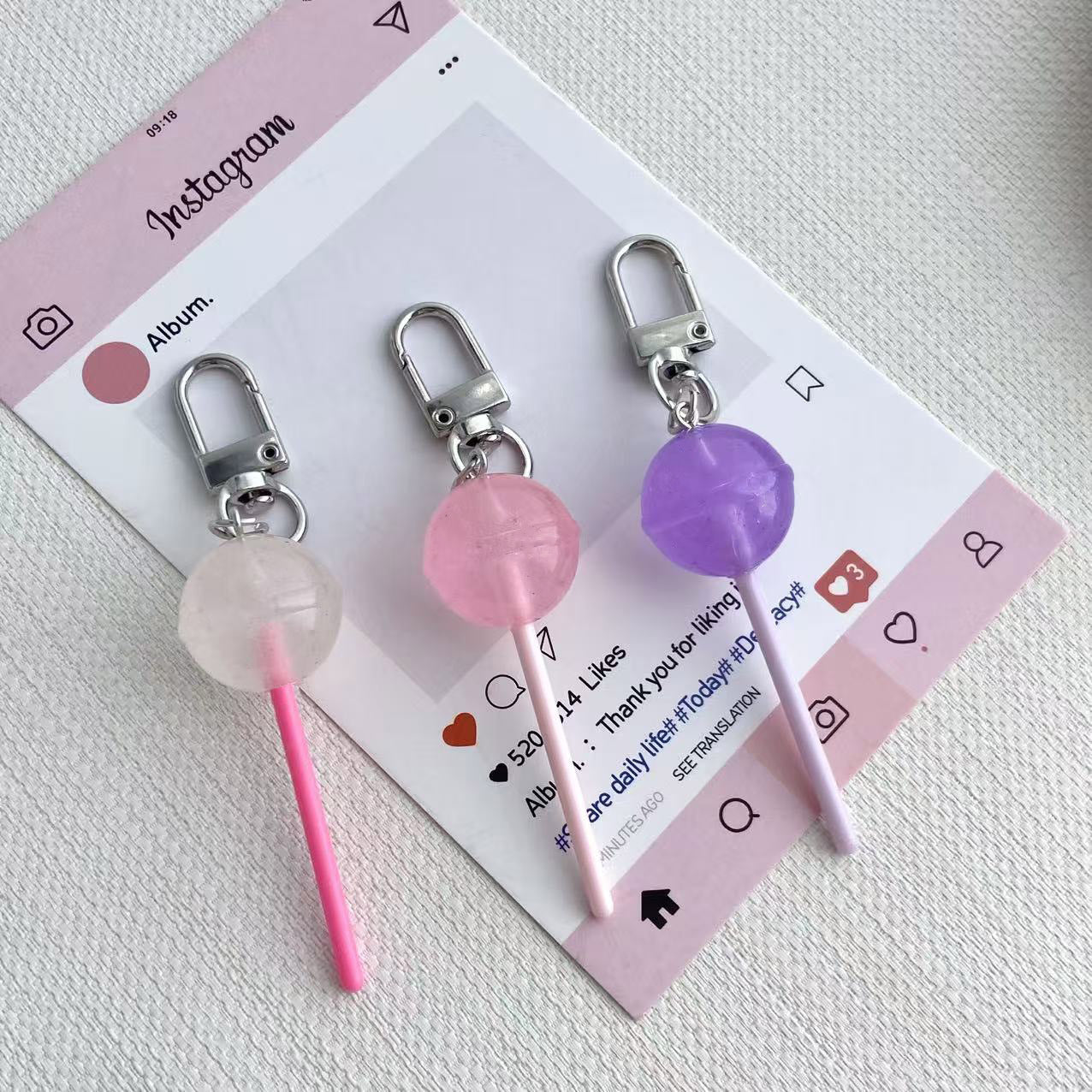 Lollipop-inspirierte Charmschlüsselanhänger Brehn