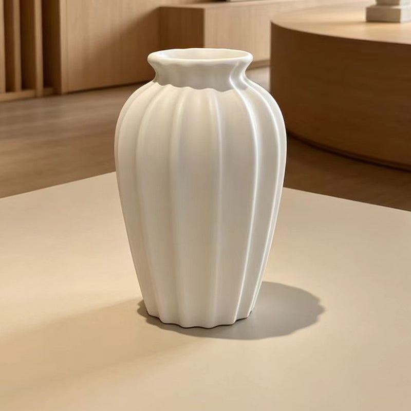Skulpturale Texturierte Dekorative Vase Brehn