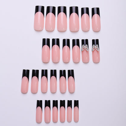 Kunstnagelset mit eleganten Schmetterlingsakzenten Brehn