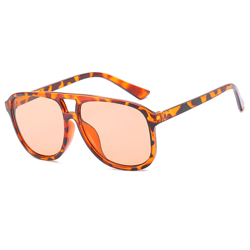 Damen modische Sonnenbrille mit transparentem Rahmen und blauen Gläsern Brehn
