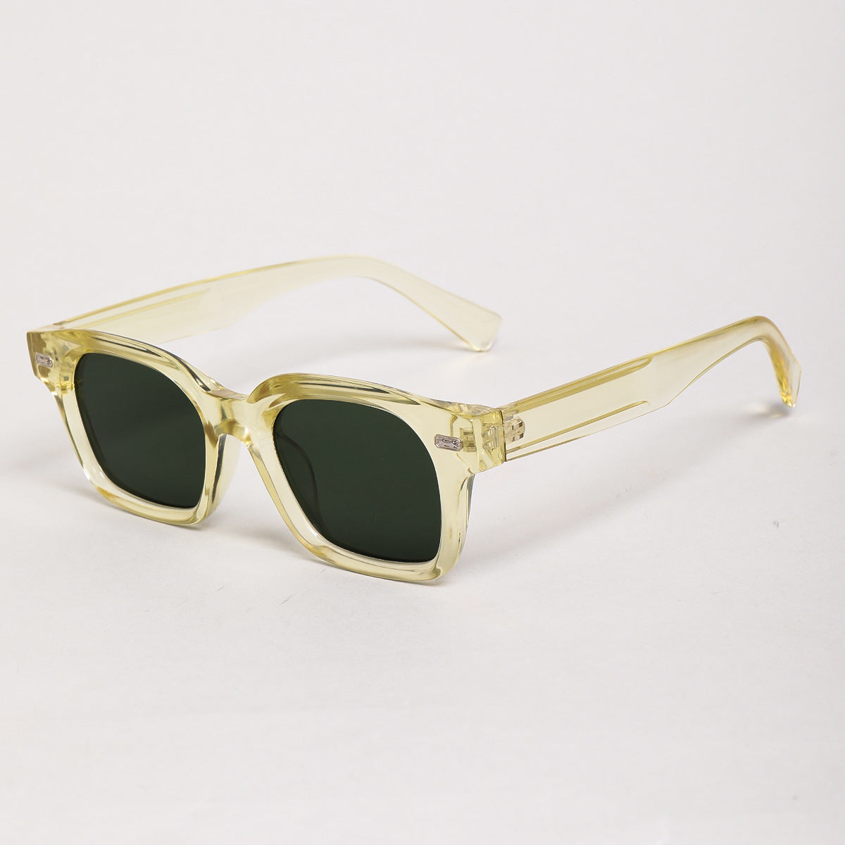 Damen Sonnenbrille im trendigen Retro-Design Brehn