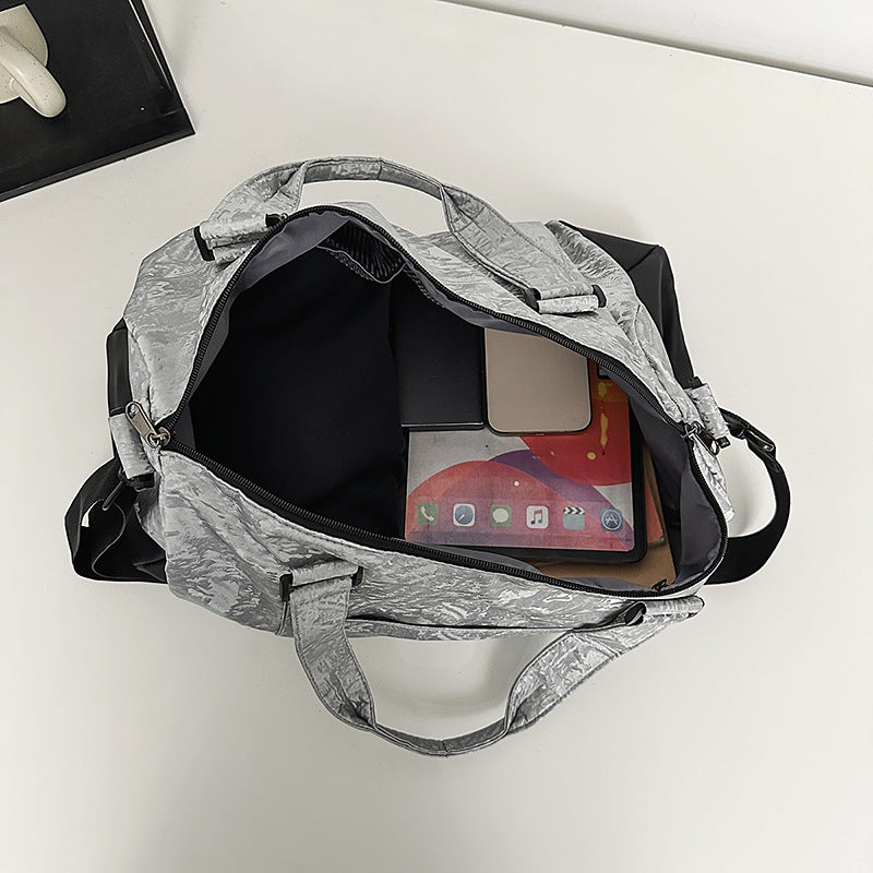 Sportliche Duffel-Tasche Mit Strapazierfähigem Material Und Vielseitigem Fächersystem Brehn