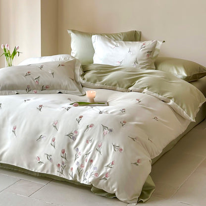 Seiden-Effekt Botanisch Besticktes Bettbezug-Set mit Micro-Satin Rückseite