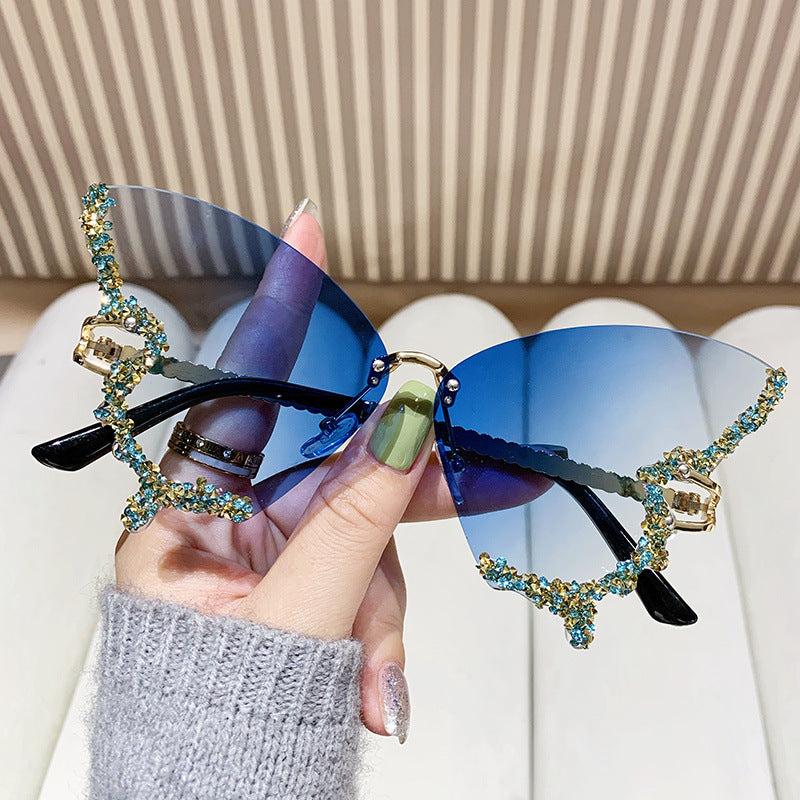 Damen extravagante Cat-Eye Sonnenbrille mit funkelnden Strassverzierungen Brehn