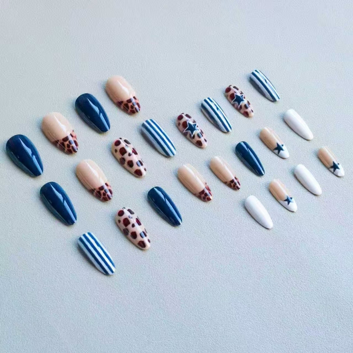 Kreatives Künstlerisches Nagelkunstset