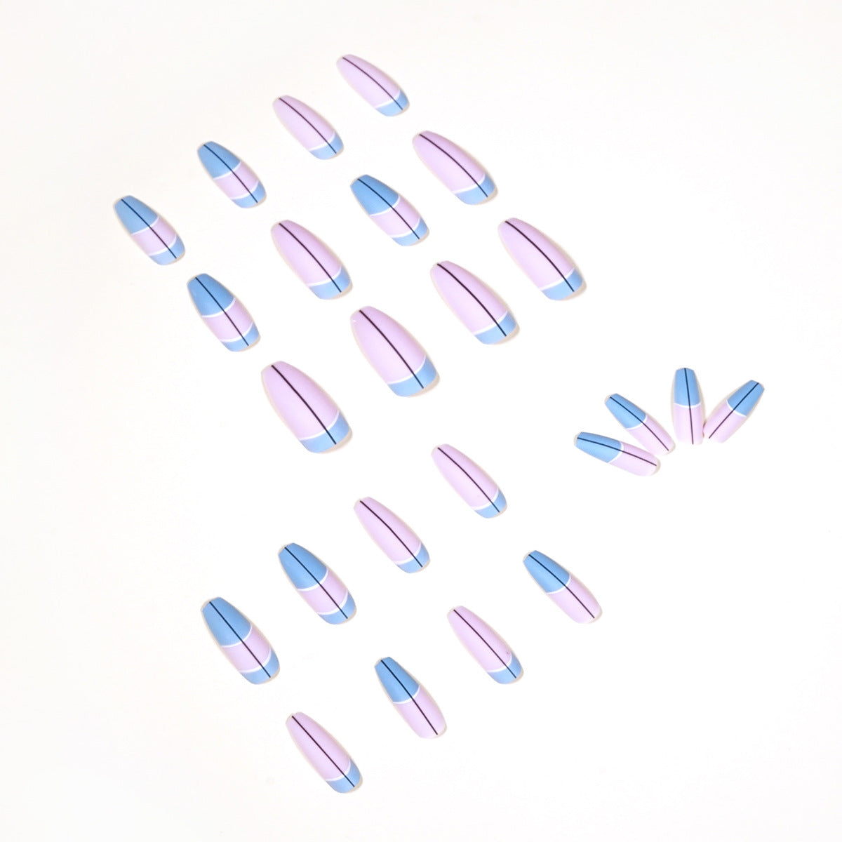 Trendige Stiletto-Nägel mit geometrischem Design Brehn