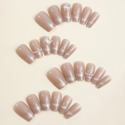 Elegante Press-On Nagelset mit dekorativen Kristallakzenten Brehn