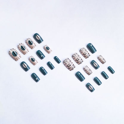 Künstlerisches Abstraktes Nagelkunstset