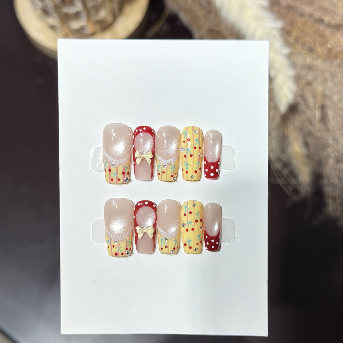 Dekorativer Nagelkunst Set Brehn