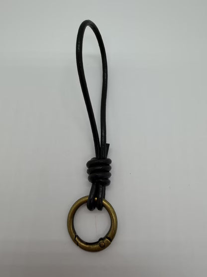 Handgemachter Leder-Schlüsselanhänger Brehn