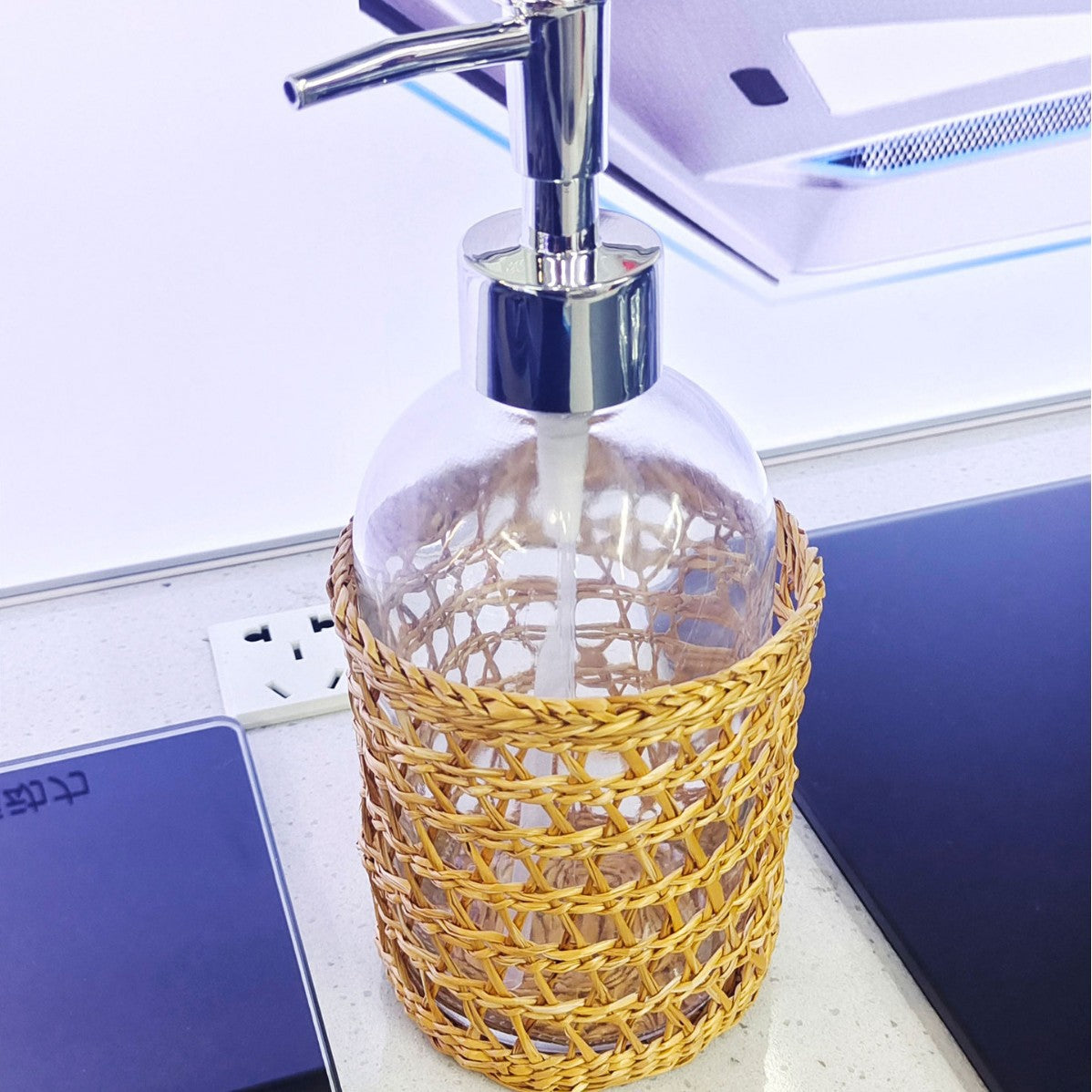 Dekorativer Woven Seifenspender Brehn