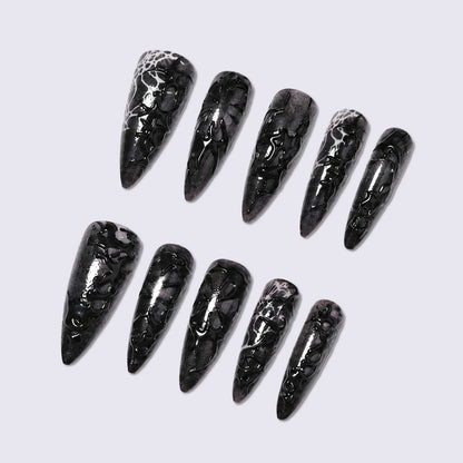 Kunstnagelset mit glamourösem Gothic-Design Brehn